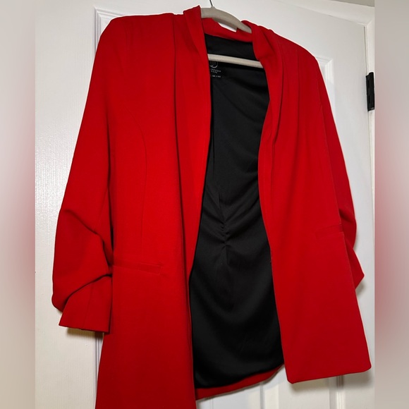 Boom Boom Jeans Crepe Red Blazer - Picture 3 of 4